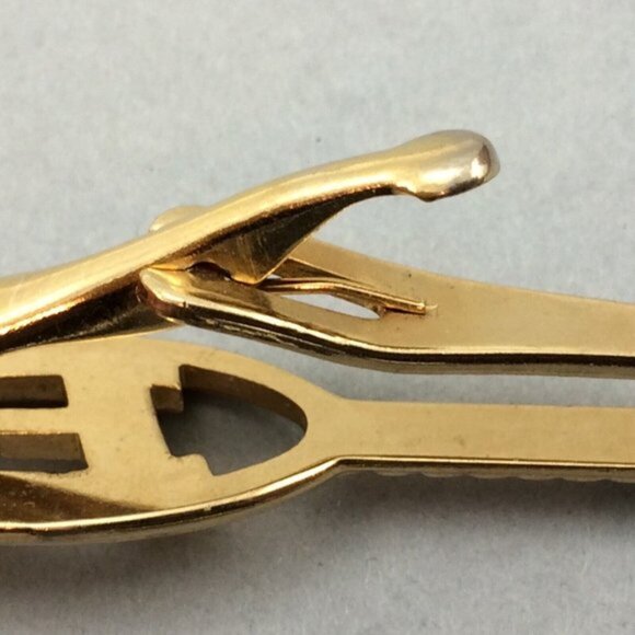 Vintage Tie Bar Clip Initial Letter E Signed Swank Gold Tone Long - Picture 8 of 15
